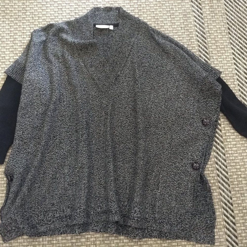 Women's R D Style Sweater Size Medium